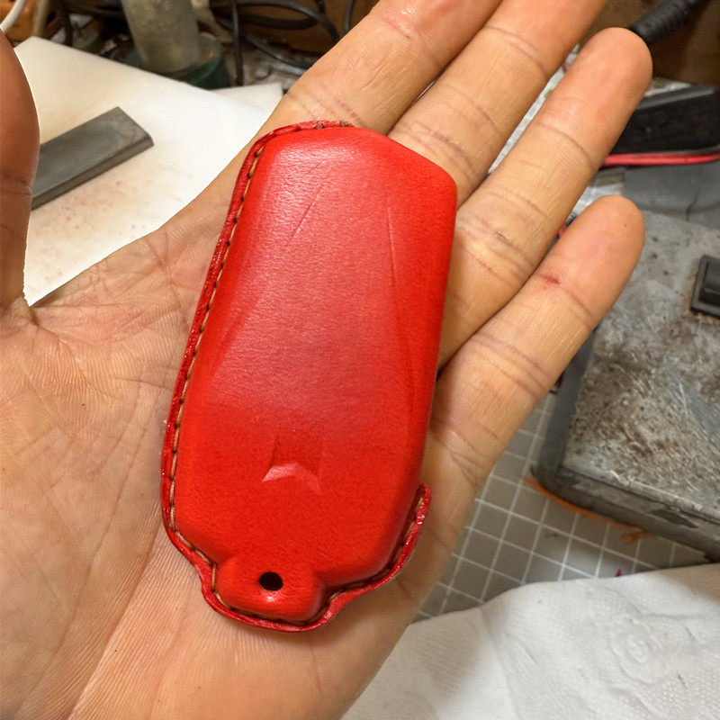 KTM 1290 Adventure Super 2021 Handmade Leather Key Case – Vegetable-Tanned Cowhide