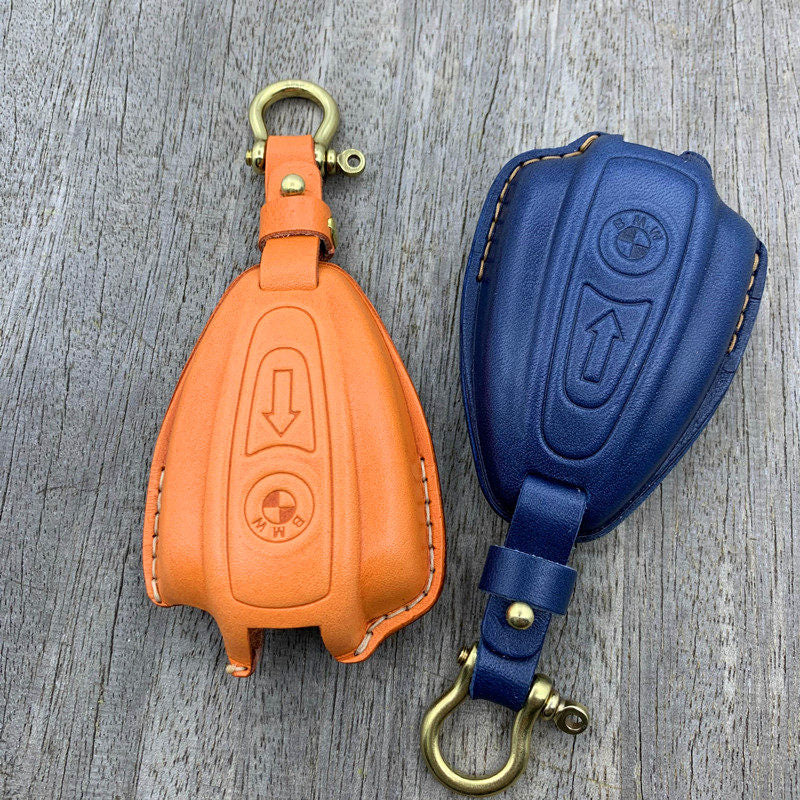 Side profile of BMW R18 Classic custom-molded leather key fob cover