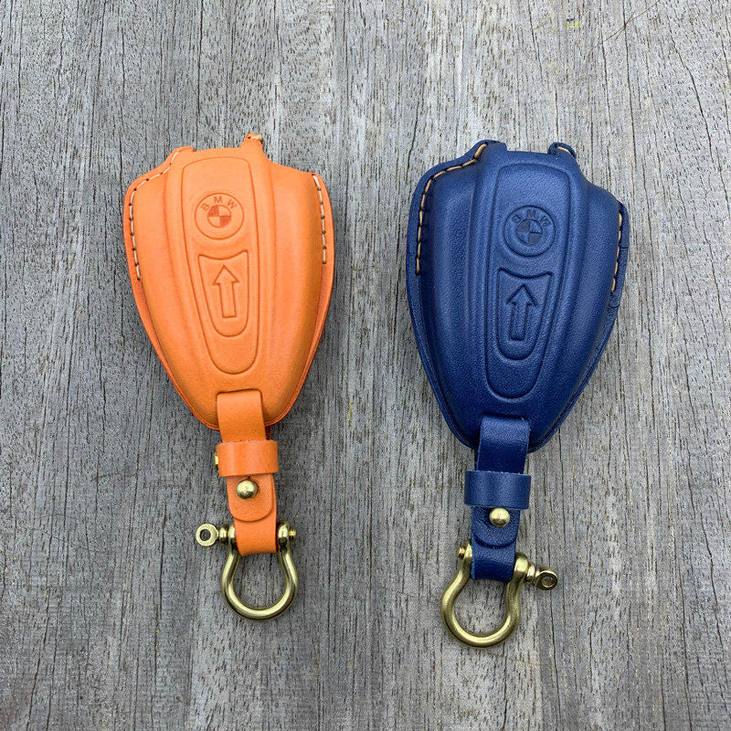 Close-up of hand-stitched full-grain cowhide on BMW R18 leather key case