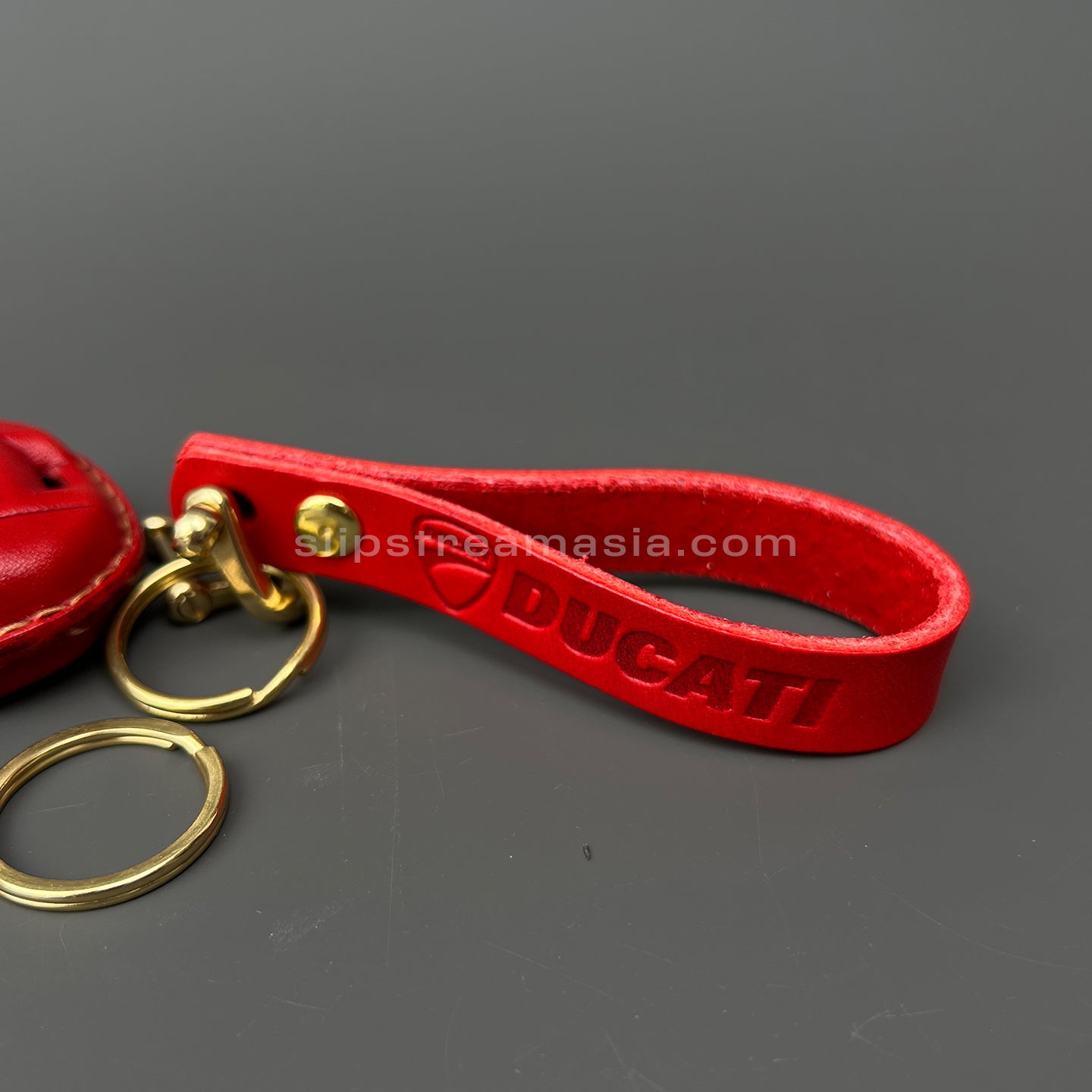 Ducati Key Leather Case Set – Handcrafted Full-Grain Leather Covers with Optional Lanyard