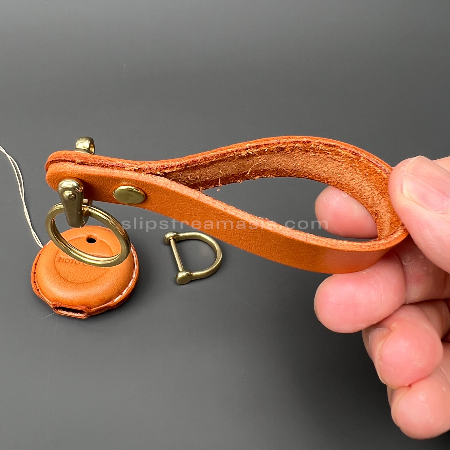 Moto Guzzi / Aprilia Round Smart Key Leather Case with Lanyard – Handmade Vegetable-Tanned Leather