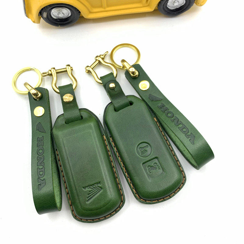Honda Scoopy and Forza125 leather key case in green with brass hardware